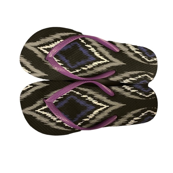 FLIP Flops Size 7 NWOT - Picture 1 of 4